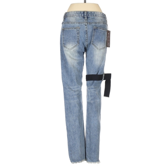 Vintage Washed Denim Distressed Jeans - Picture 3 of 9